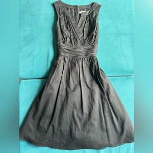White House Black Market Cotton V-Neck Black Knee-Length Dress in Size 4